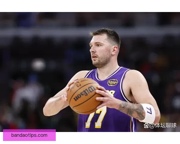 詹姆斯谈追平帕里什纪录回应质疑称球队表现不因言论受影响